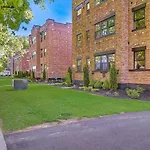 Frontdesk 2622 Victory Pkwy Apts Cincinnati