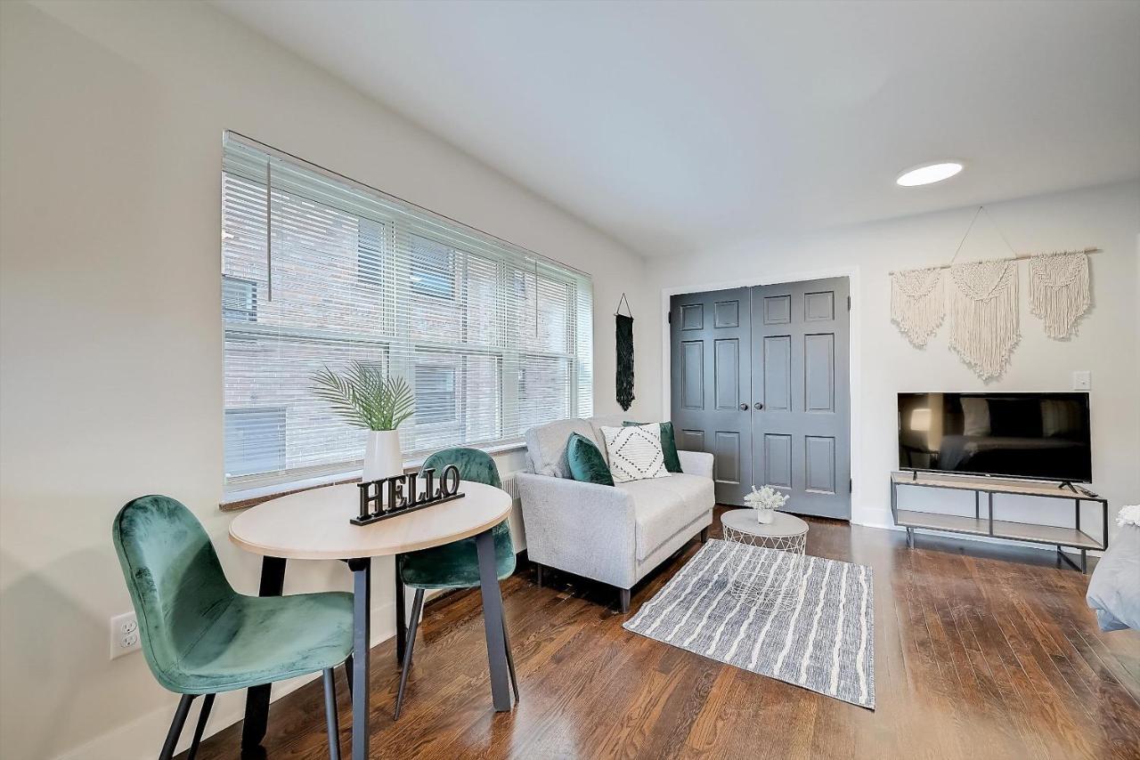 Apartamento Frontdesk 2622 Victory Pkwy Apts