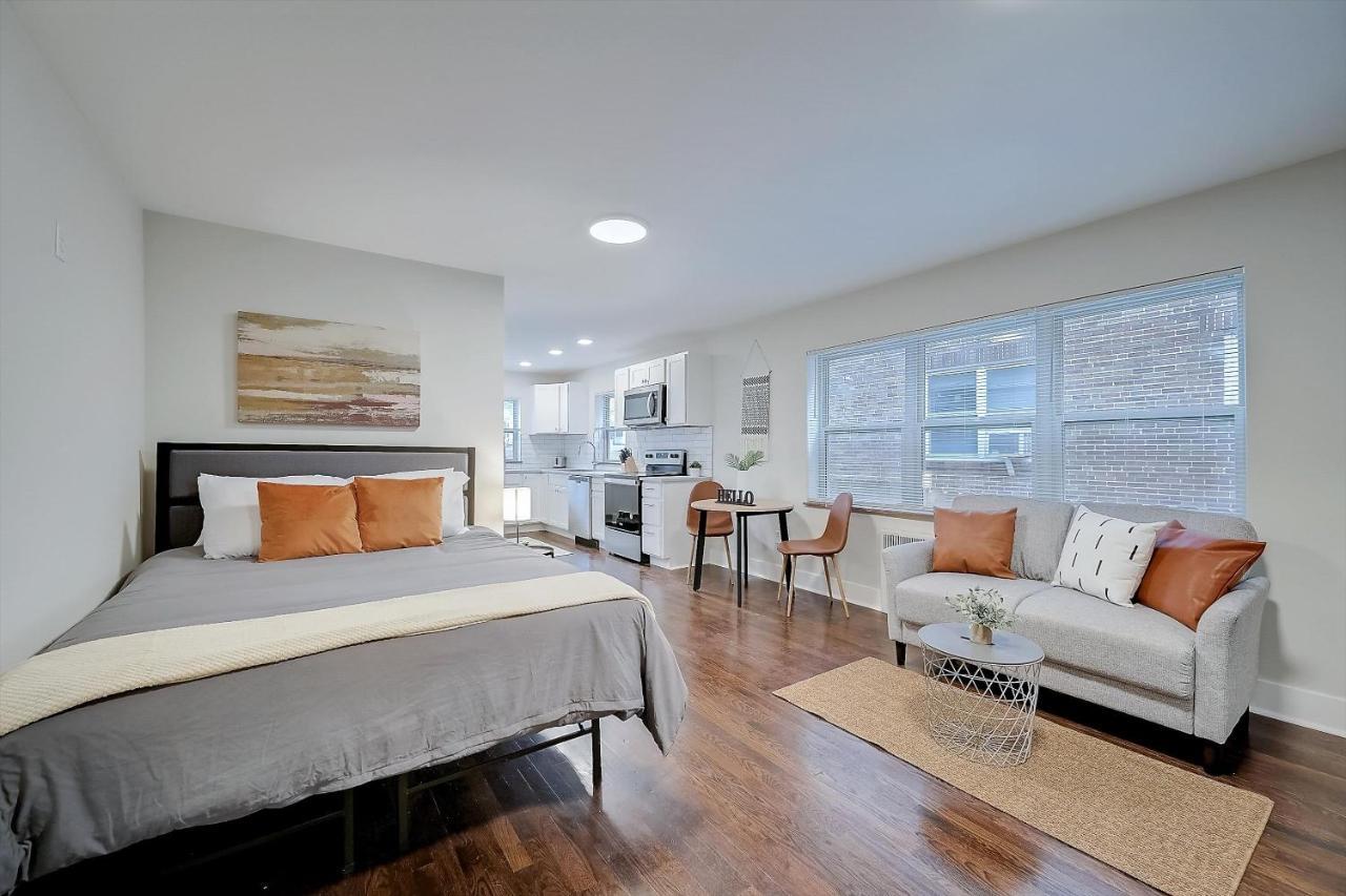 Apartamento Frontdesk 2622 Victory Pkwy Apts